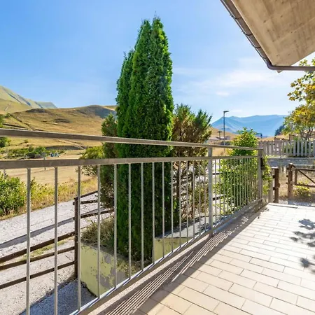 Holiday home Casa Tramonti By Interhome Pintura di Bolognola