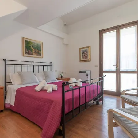 Casa Tramonti By Interhome Holiday home Pintura di Bolognola